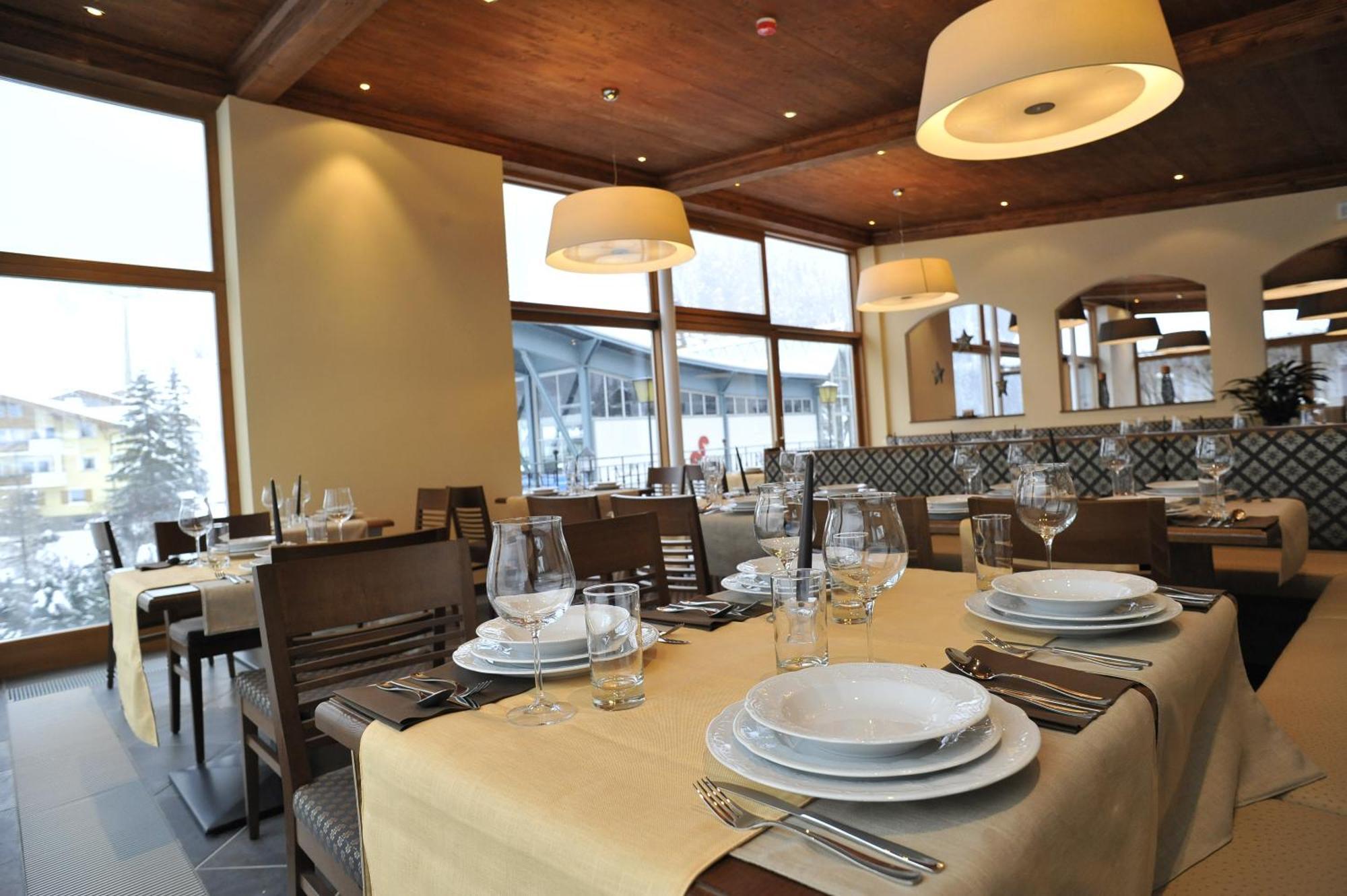 Hotel Europa Dolomites Selva di Val Gardena Exterior photo