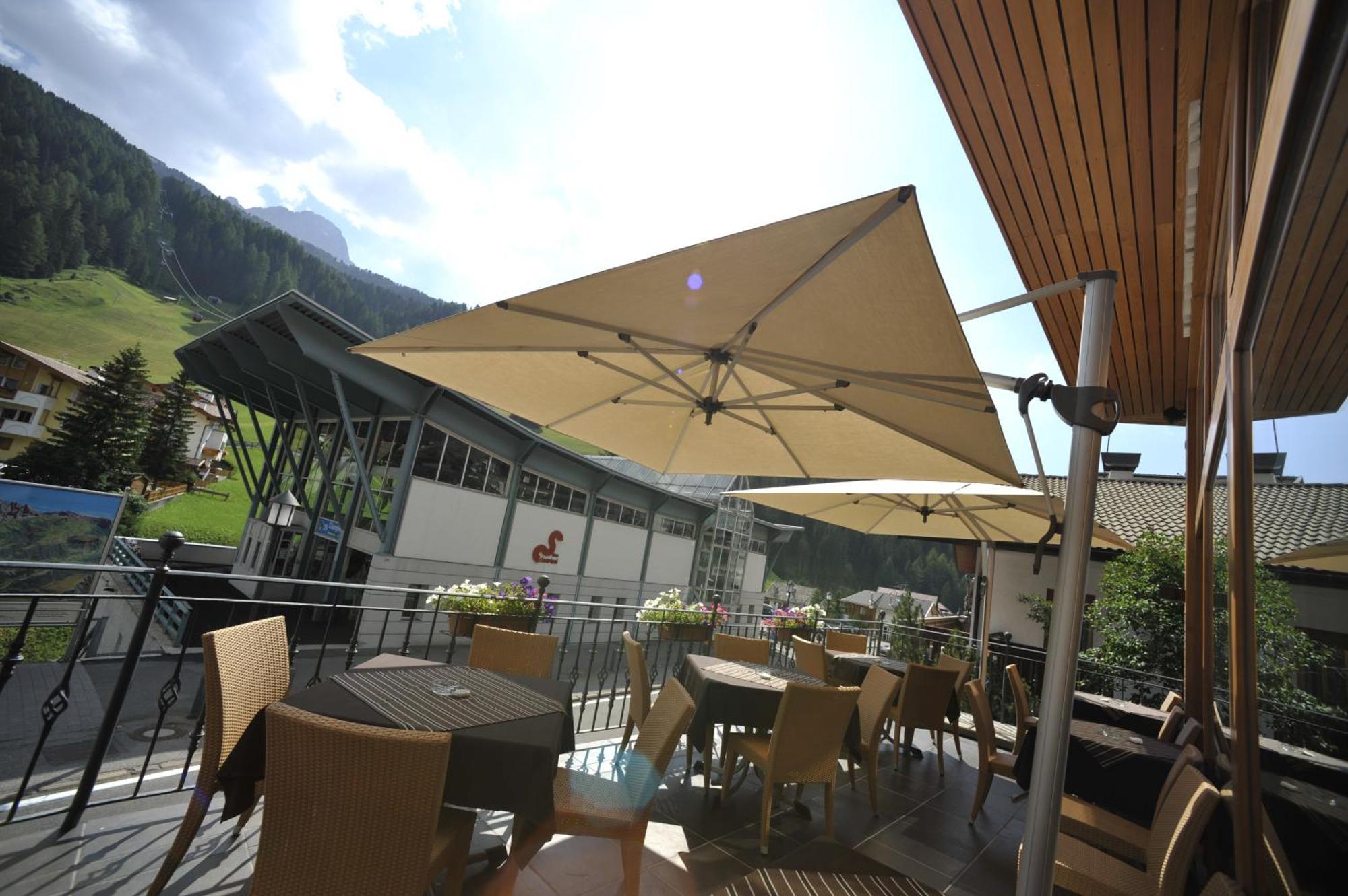 Hotel Europa Dolomites Selva di Val Gardena Exterior photo